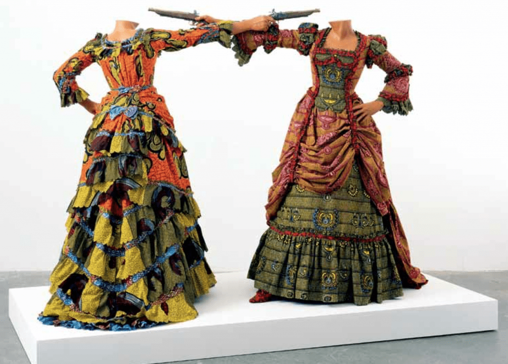 Yinka Shonibare cria obras contra a colonização africana 