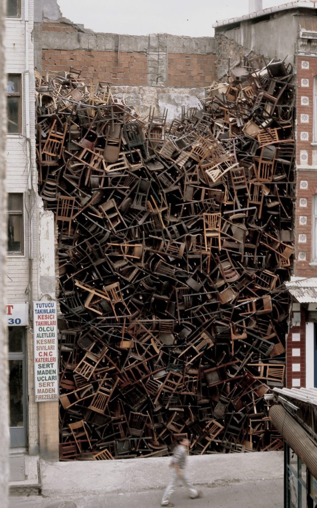 Doris Salcedo