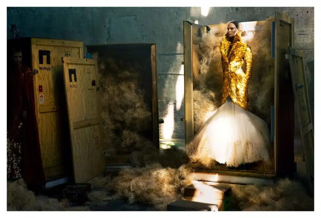 Coleção de Alexander McQueen por Annie Leibovitz, Brooklyn, New York, 2010