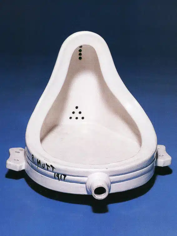 A Fonte, 1917,  de Marcel Duchamp.